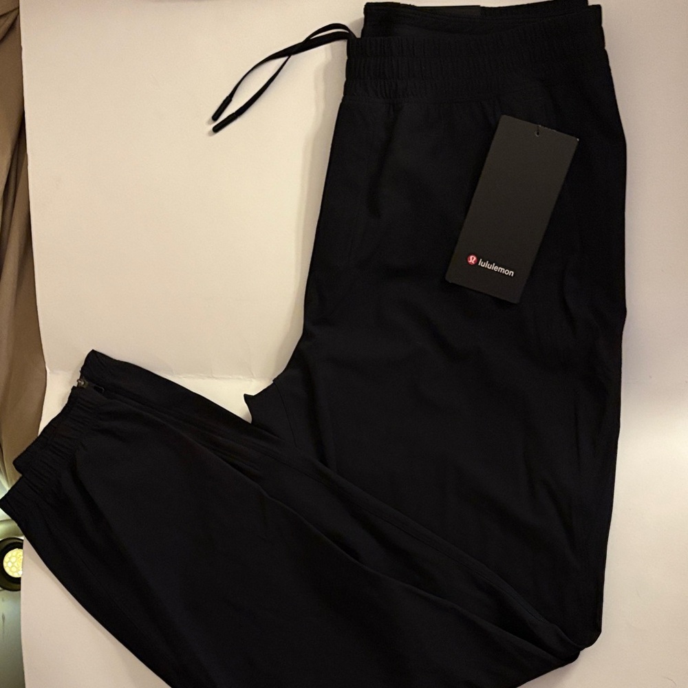 lululemon athletica Men's Dark Joggers